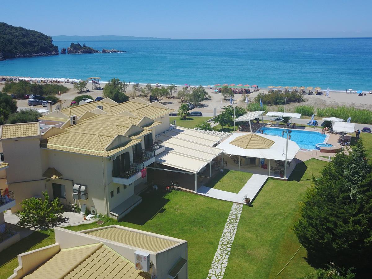 Coralli Hotel Пердика Екстериор снимка